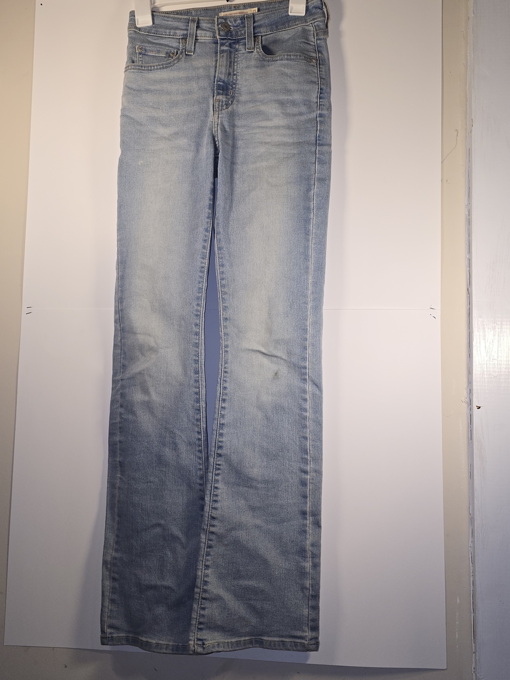 Light Wash Women's High Rise Bootcut Jeans - Casual Everyday